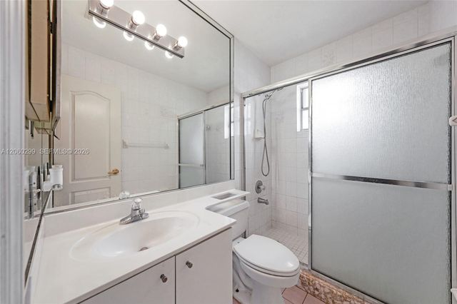 3201 W 76th Street, Hialeah, FL 33018