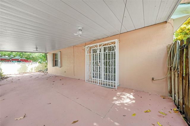 3201 W 76th Street, Hialeah, FL 33018