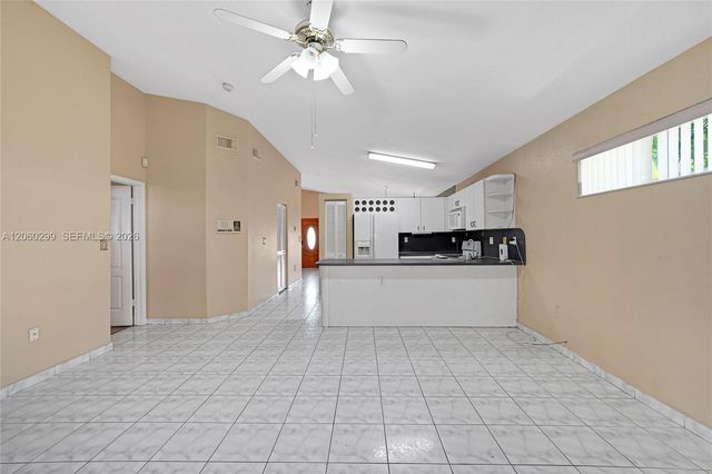 3201 W 76th Street, Hialeah, FL 33018