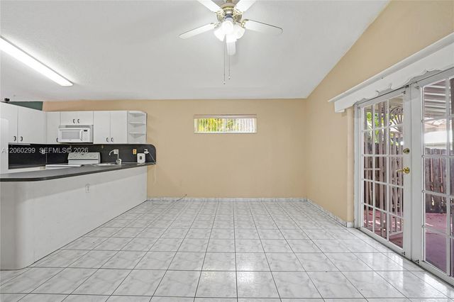 3201 W 76th Street, Hialeah, FL 33018