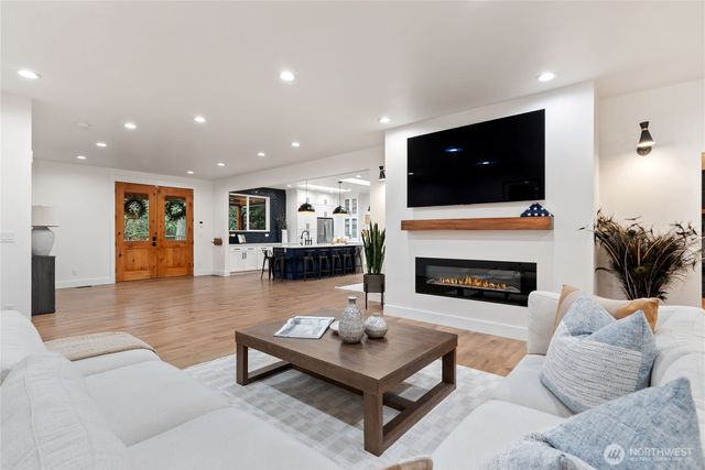 2518 Cincinnati Street, Steilacoom, WA 98388