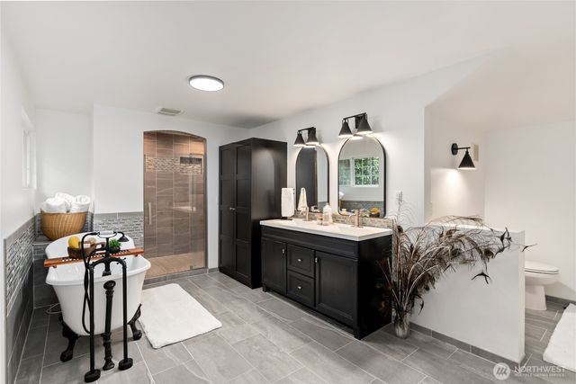 2518 Cincinnati Street, Steilacoom, WA 98388