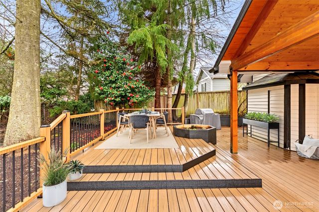 2518 Cincinnati Street, Steilacoom, WA 98388