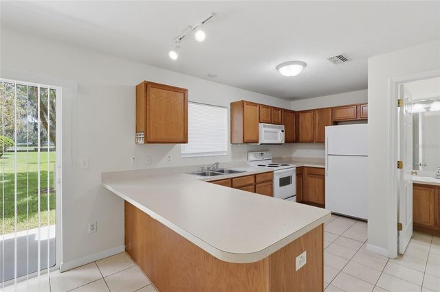 3006 AMBER OAK DRIVE, Valrico, FL 33594