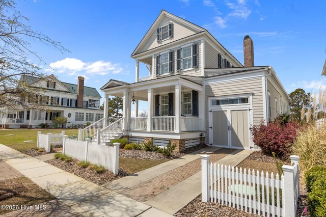 365 E Harborside Road, Oriental, NC 28571