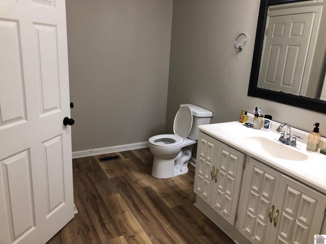 51 Hook Lane, Benton, KY 42025