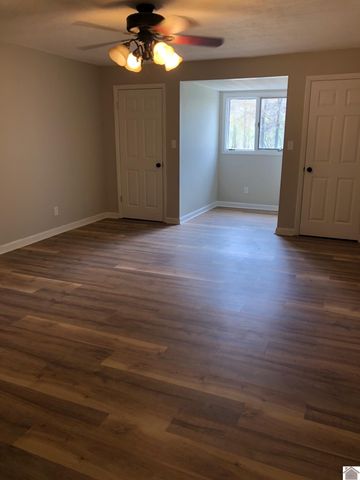 51 Hook Lane, Benton, KY 42025