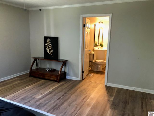 51 Hook Lane, Benton, KY 42025