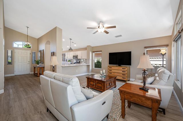 7117 Clearview Way, Roseville, CA 95747