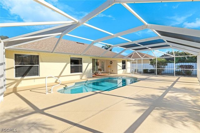 3510 SE 5th PL, Cape Coral, FL 33904