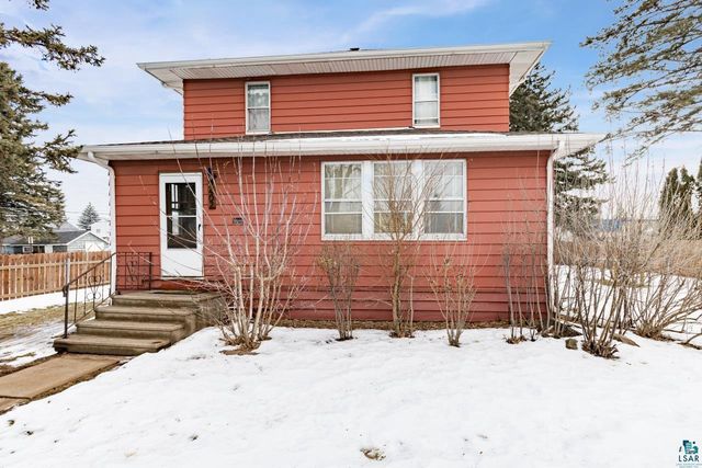 2402 Banks Ave, Superior, WI 54880