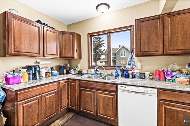 2402 Banks Ave, Superior, WI 54880