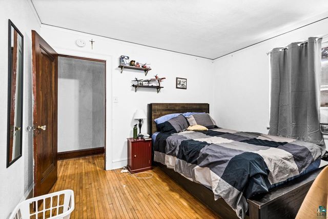 2402 Banks Ave, Superior, WI 54880