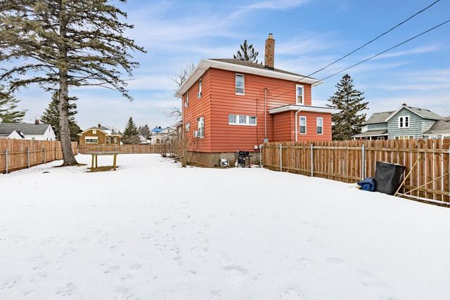 2402 Banks Ave, Superior, WI 54880