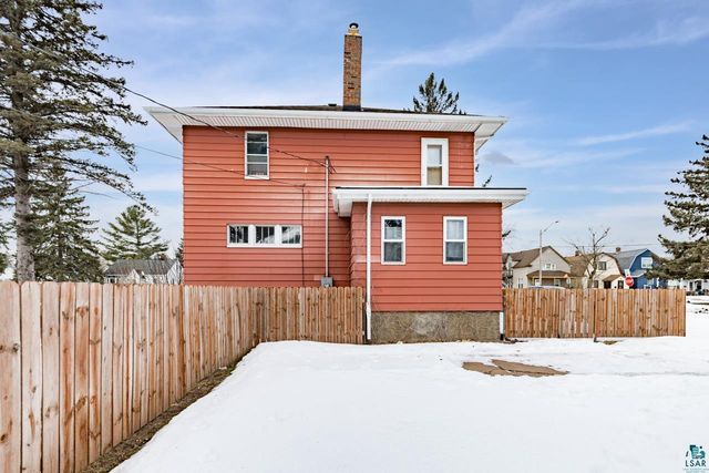 2402 Banks Ave, Superior, WI 54880