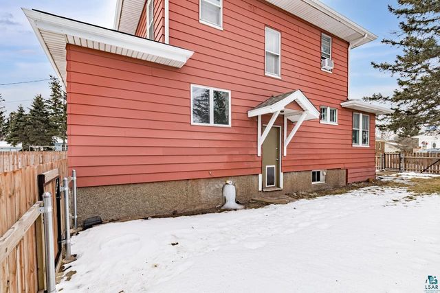 2402 Banks Ave, Superior, WI 54880