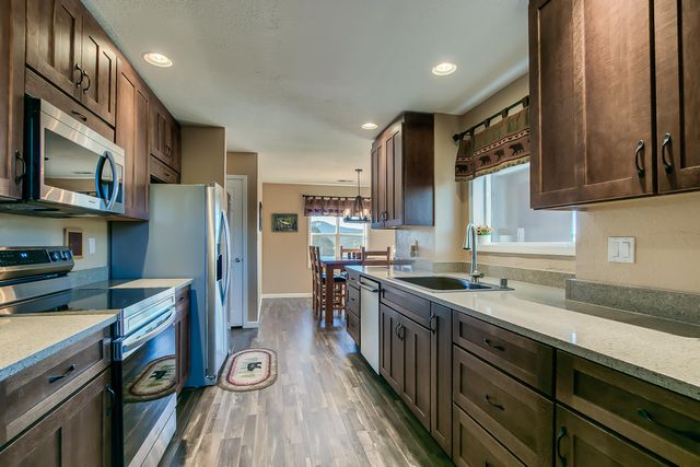 26 Shade Tree Lane, Tijeras, NM 87059