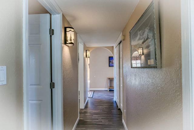 26 Shade Tree Lane, Tijeras, NM 87059