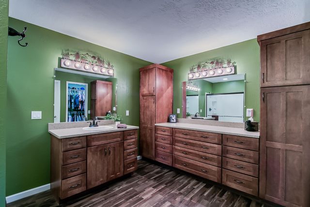 26 Shade Tree Lane, Tijeras, NM 87059