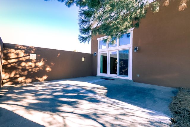 26 Shade Tree Lane, Tijeras, NM 87059