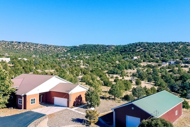 26 Shade Tree Lane, Tijeras, NM 87059