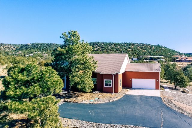 26 Shade Tree Lane, Tijeras, NM 87059