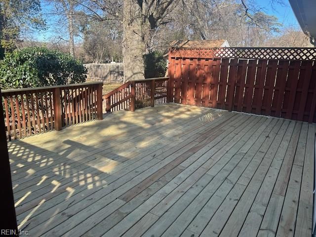 8021 Glen RD W, Norfolk, VA 23505