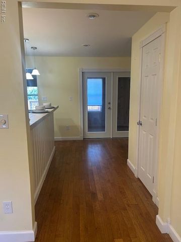 8021 Glen RD W, Norfolk, VA 23505