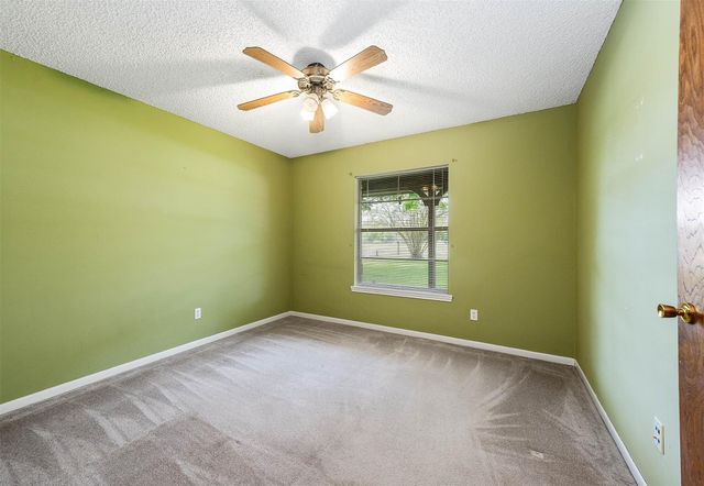 1626 County Road 965, Alvin, TX 77511