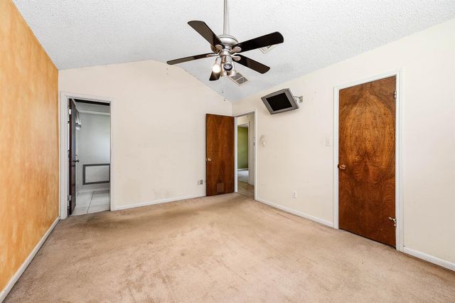 1626 County Road 965, Alvin, TX 77511