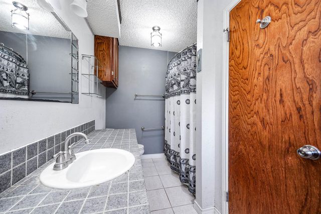 1626 County Road 965, Alvin, TX 77511