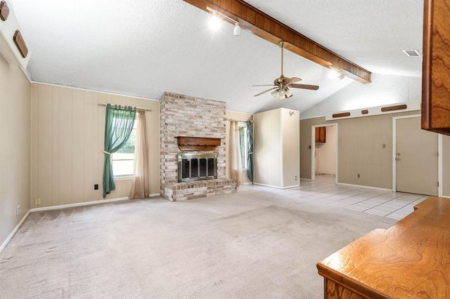 1626 County Road 965, Alvin, TX 77511