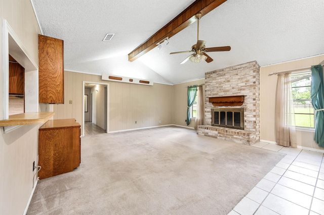 1626 County Road 965, Alvin, TX 77511