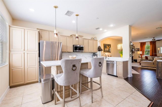 10144 ARBOR RUN DRIVE 112, Tampa, FL 33647