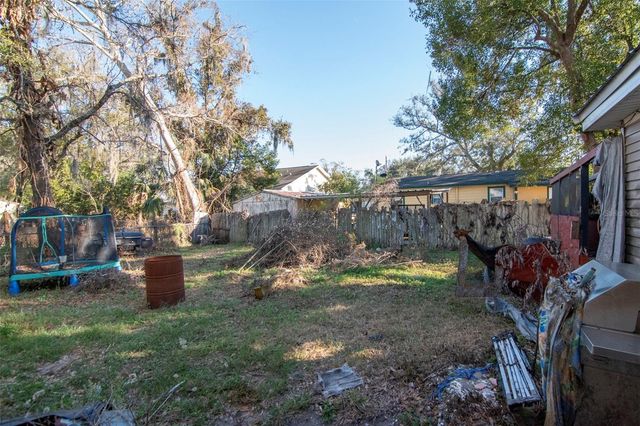 1405 E CHERRY STREET, Plant City, FL 33563