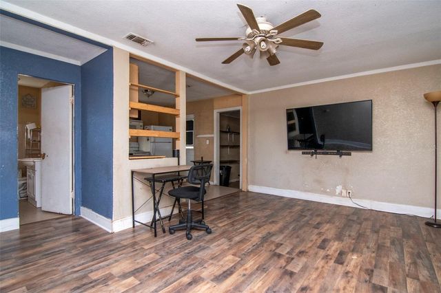 1405 E CHERRY STREET, Plant City, FL 33563