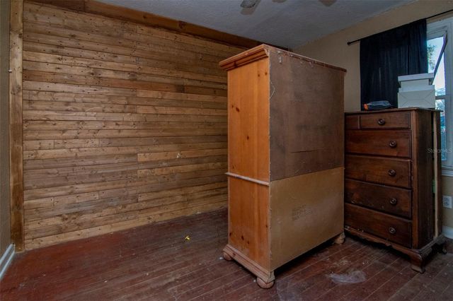 1405 E CHERRY STREET, Plant City, FL 33563