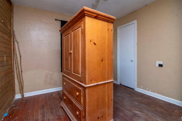 1405 E CHERRY STREET, Plant City, FL 33563