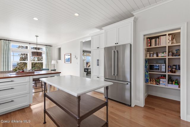 1780 E Grandview Dr, Coeur D'alene, ID 83815