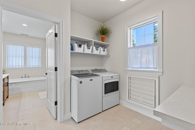 1780 E Grandview Dr, Coeur D'alene, ID 83815