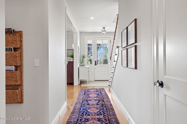 1780 E Grandview Dr, Coeur D'alene, ID 83815