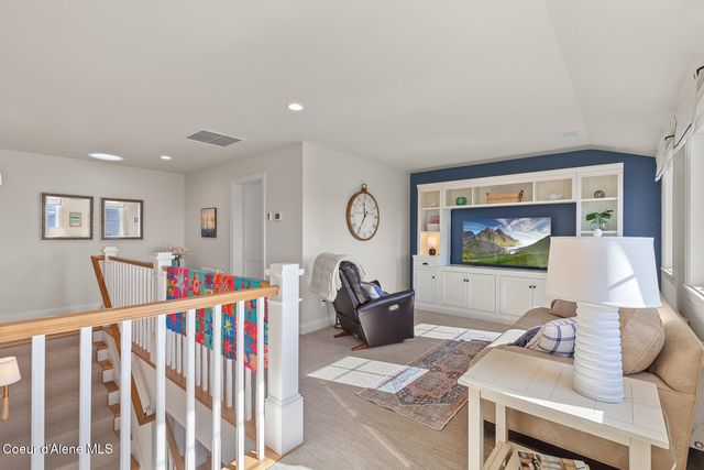 1780 E Grandview Dr, Coeur D'alene, ID 83815