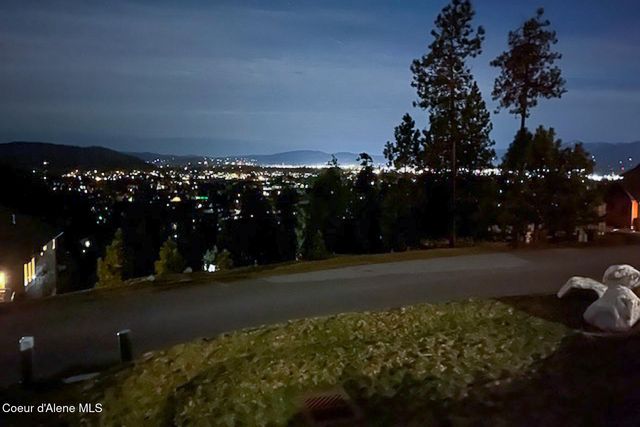 1780 E Grandview Dr, Coeur D'alene, ID 83815