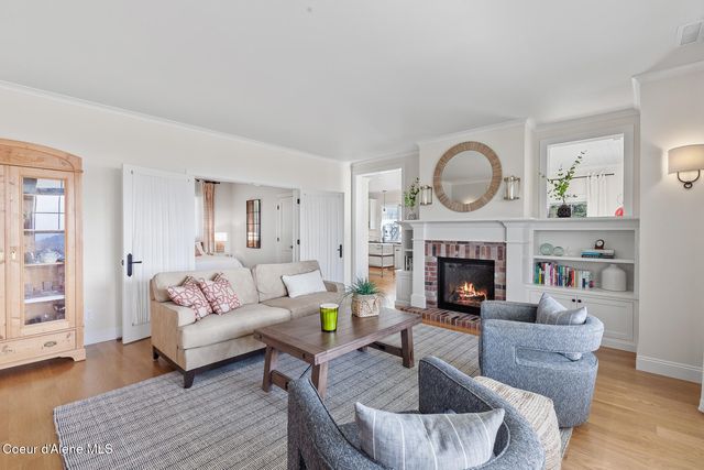 1780 E Grandview Dr, Coeur D'alene, ID 83815