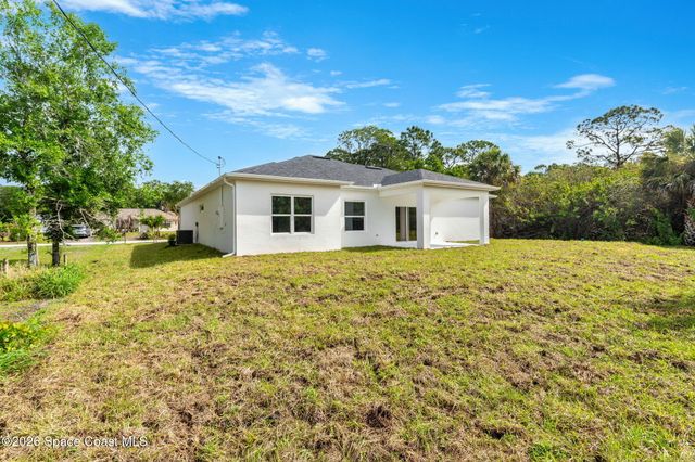 1338 Sahara Street SE, Palm Bay, FL 32909