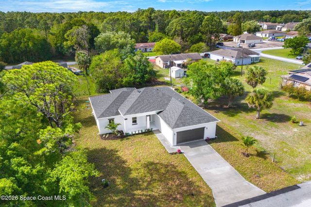 1338 Sahara Street SE, Palm Bay, FL 32909
