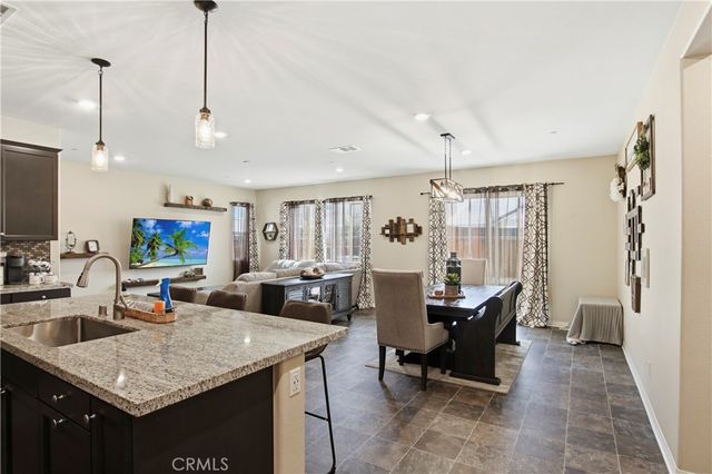 27568 Big Bend Dr, Menifee, CA 92585