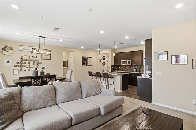 27568 Big Bend Dr, Menifee, CA 92585