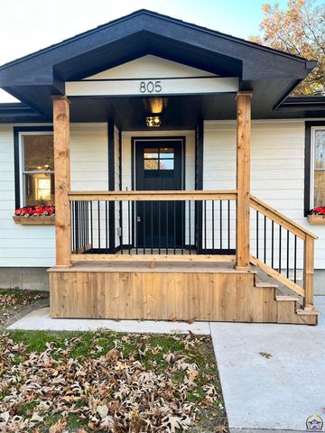 805 Peyton St, Emporia, KS 66801