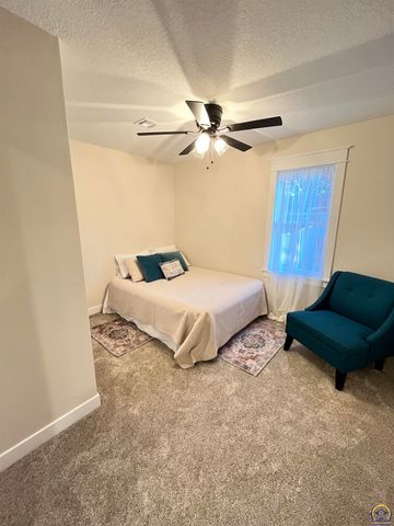 805 Peyton St, Emporia, KS 66801